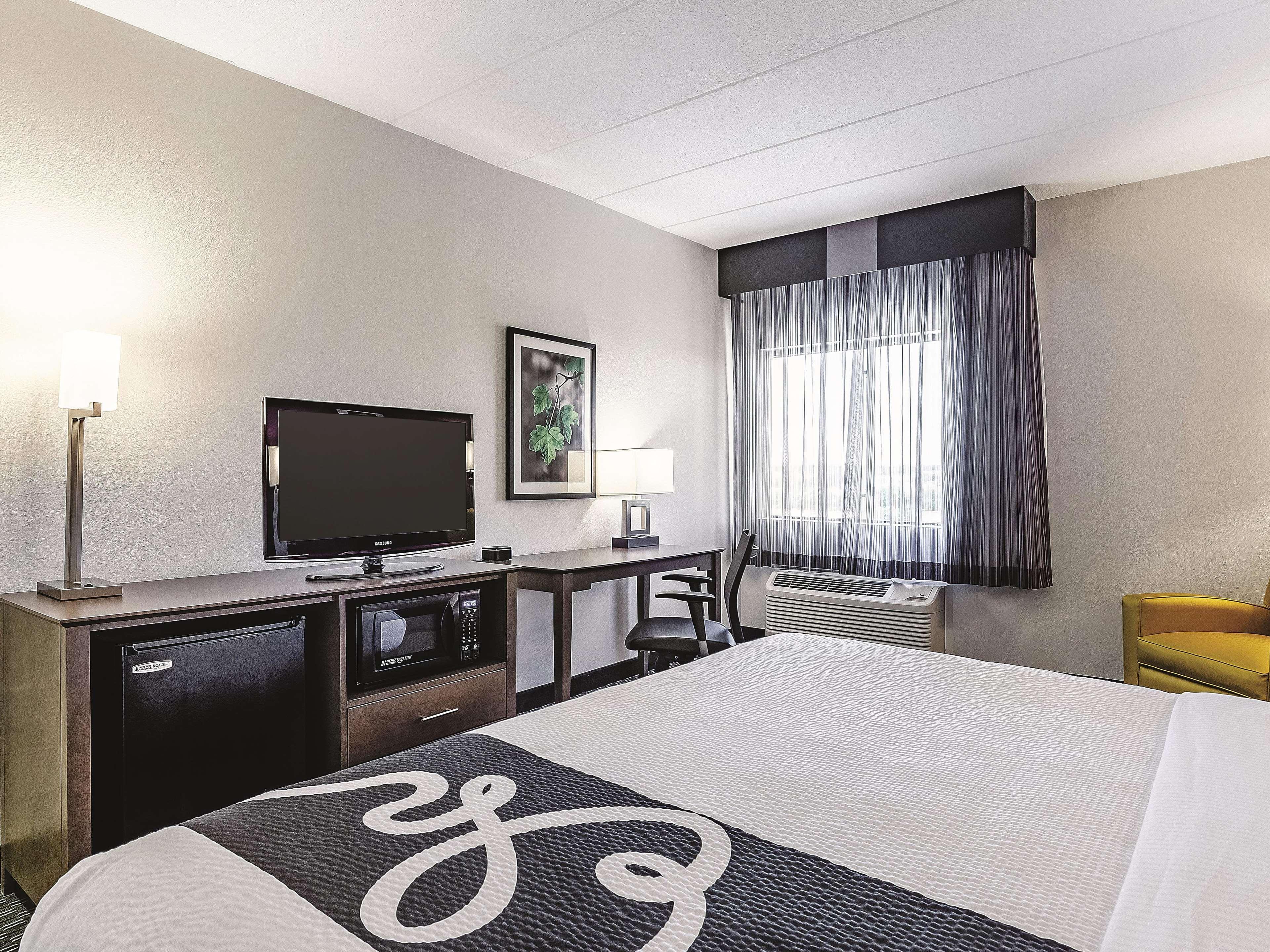 La Quinta By Wyndham Warwick Providence Airport Hotel Ngoại thất bức ảnh