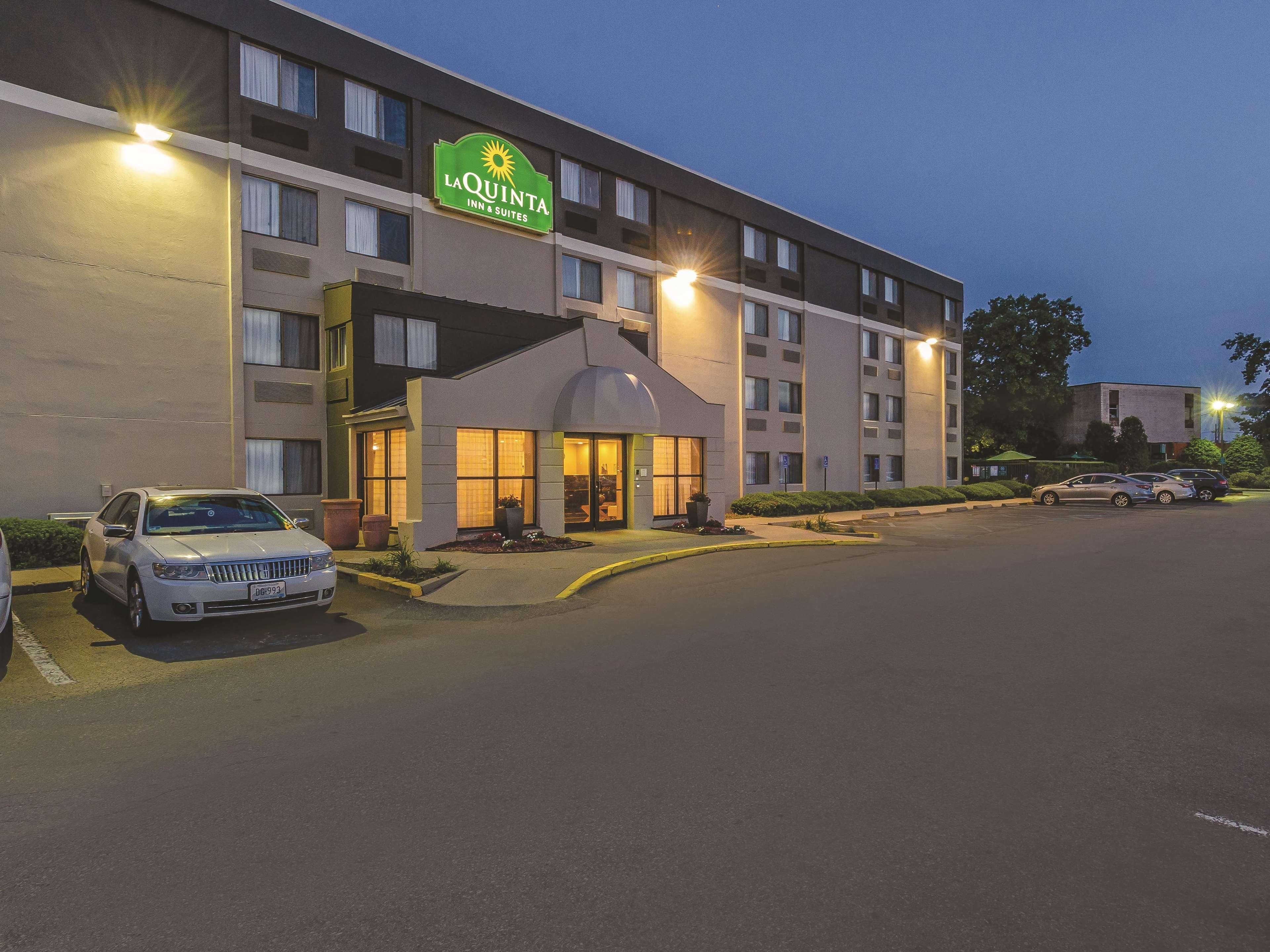 La Quinta By Wyndham Warwick Providence Airport Hotel Ngoại thất bức ảnh