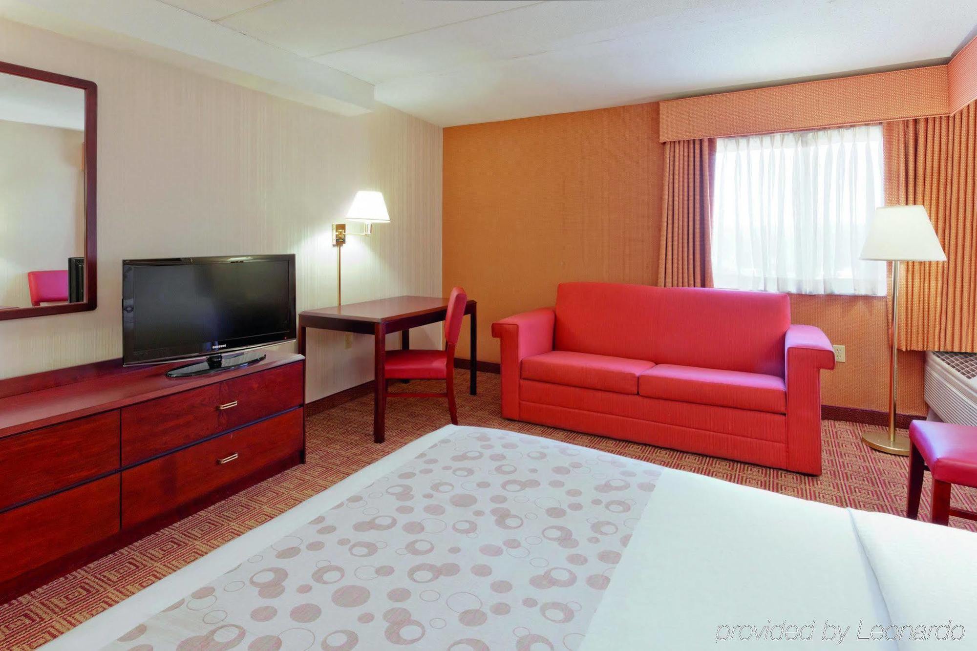 La Quinta By Wyndham Warwick Providence Airport Hotel Ngoại thất bức ảnh