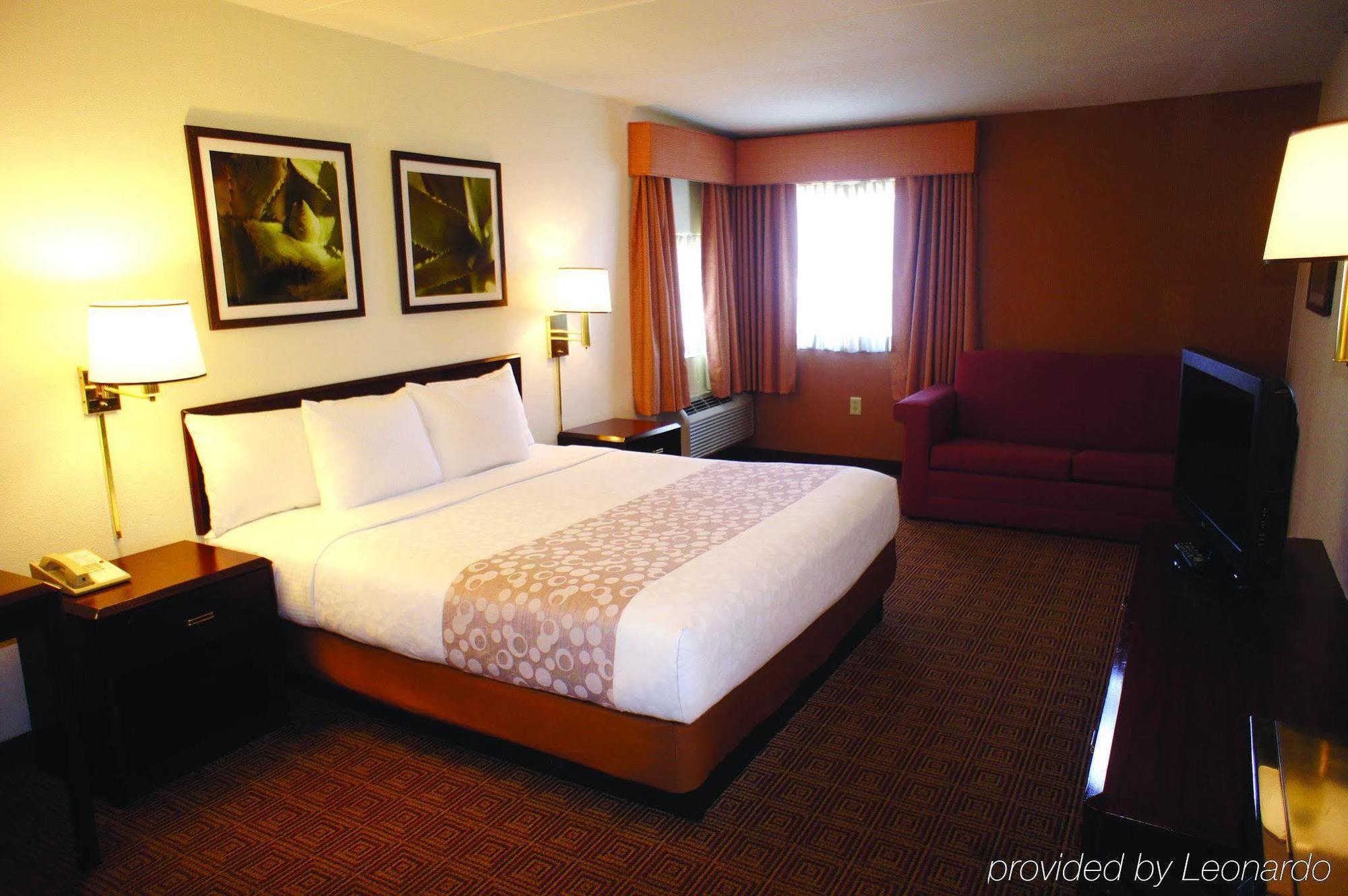 La Quinta By Wyndham Warwick Providence Airport Hotel Ngoại thất bức ảnh
