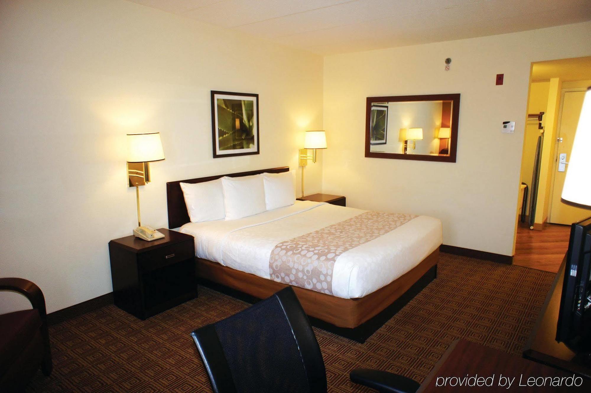 La Quinta By Wyndham Warwick Providence Airport Hotel Ngoại thất bức ảnh