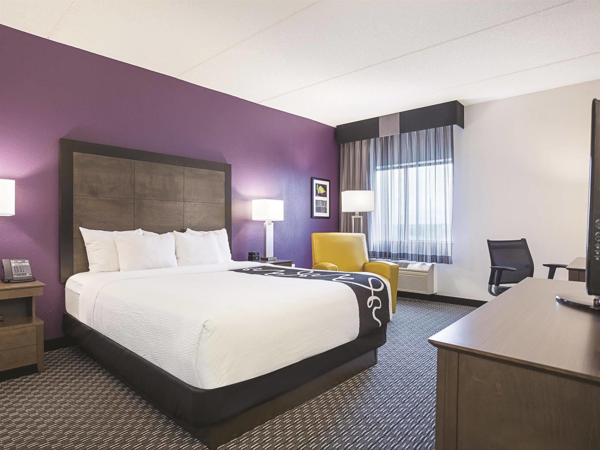 La Quinta By Wyndham Warwick Providence Airport Hotel Ngoại thất bức ảnh